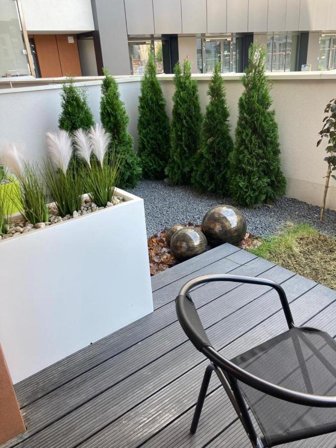 Appartamento Wislane Tarasy 2.0, Free Parking, Private Garden Cracovia Esterno foto